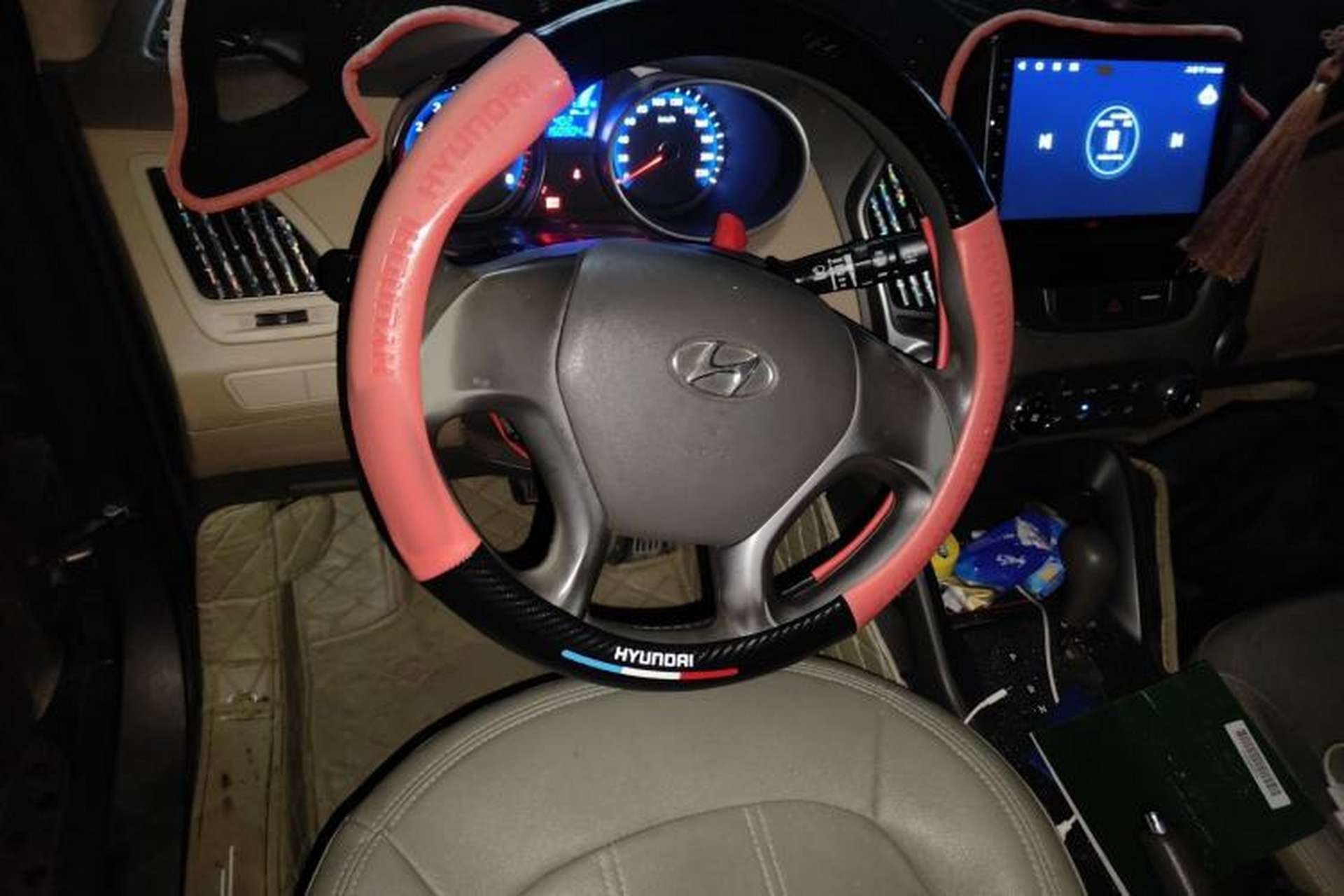 Used Hyundai ix35 2012 2.0L Automatic Two-Wheel Drive New Edition GL Steering Wheel