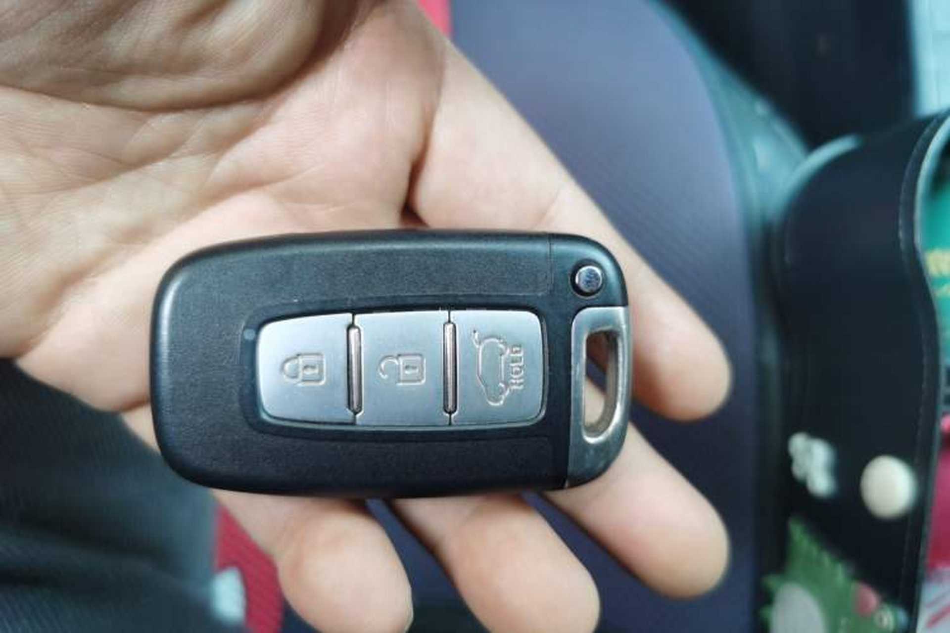 Used Hyundai ix35 2012 2.0L Automatic Two-Wheel Drive Elite Edition GLS Vehicle Key