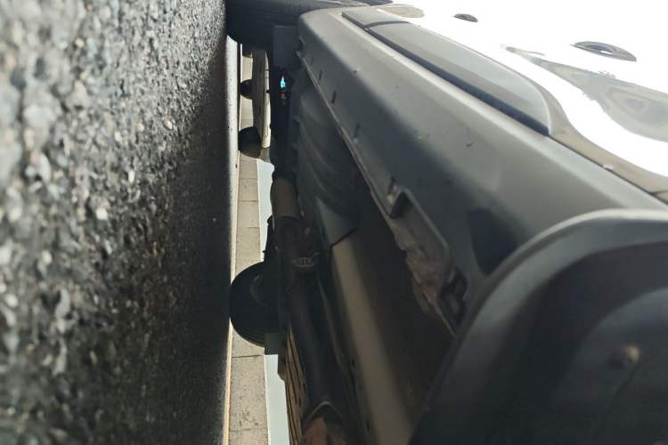 Used Hyundai ix35 2012 2.0L Manual Two-Wheel Drive New Edition GL Chassis Front Right