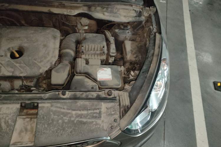 Used Hyundai ix35 2012 2.0L Automatic Two-Wheel Drive Elite Edition GLS Engine Bay Left