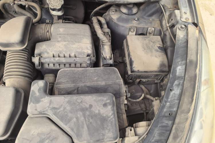 Used Hyundai ix35 2012 2.4L Automatic 4x4 Navigation Edition GLS Engine Bay Left