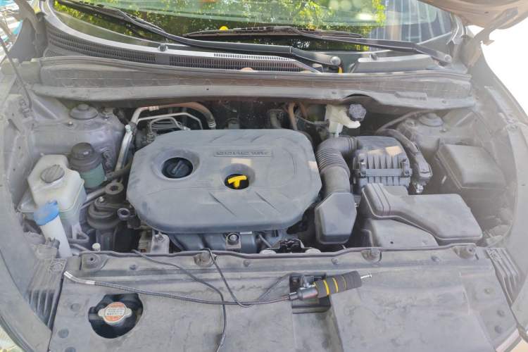Used Hyundai ix35 2012 2.0L Automatic Two-Wheel Drive Elite Edition GLS Engine Bay