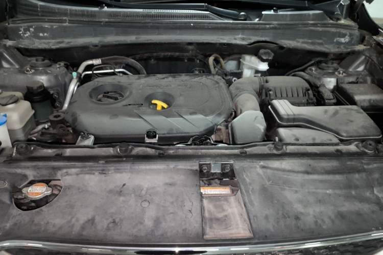 Used Hyundai ix35 2012 2.0L Automatic Two-Wheel Drive Elite Edition GLS Engine Bay