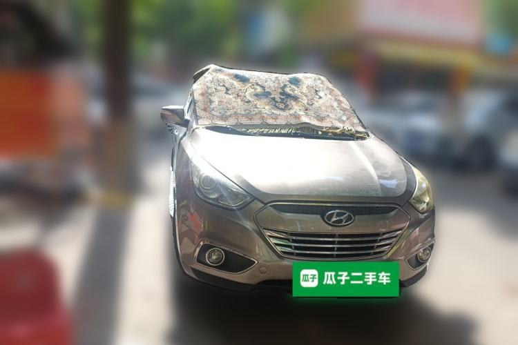 Used Hyundai ix35 2012 2.0L Automatic Two-Wheel Drive Elite Edition GLS Front Right 45 Deg