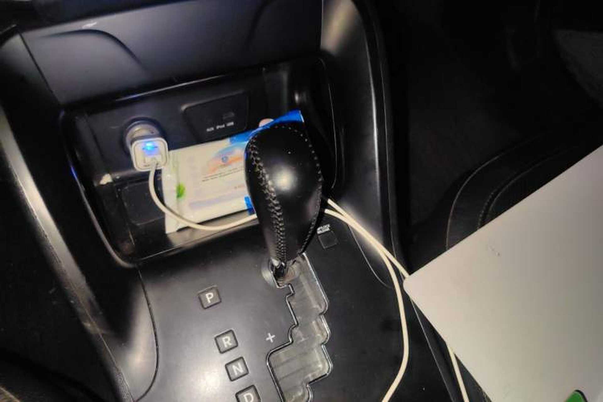 Used Hyundai ix35 2012 2.0L Automatic Two-Wheel Drive Elite Edition GLS Gear Lever