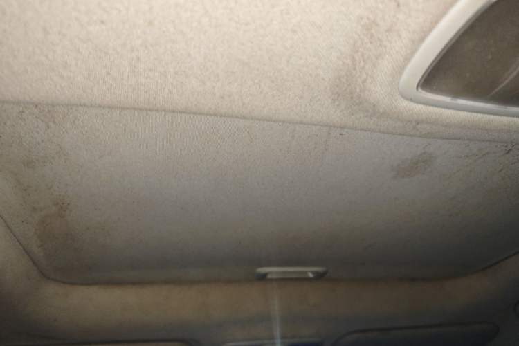 Used Hyundai ix35 2012 2.0L Automatic Two-Wheel Drive Elite Edition GLS Headliner