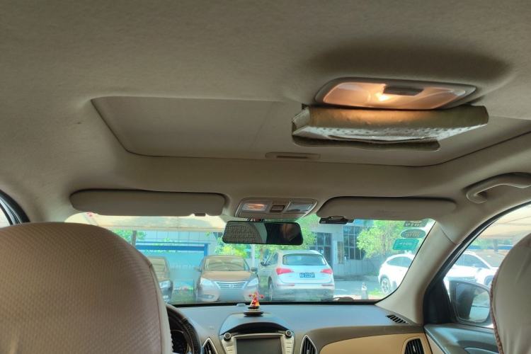 Used Hyundai ix35 2012 2.0L Automatic Two-Wheel Drive Elite Edition GLS Headliner
