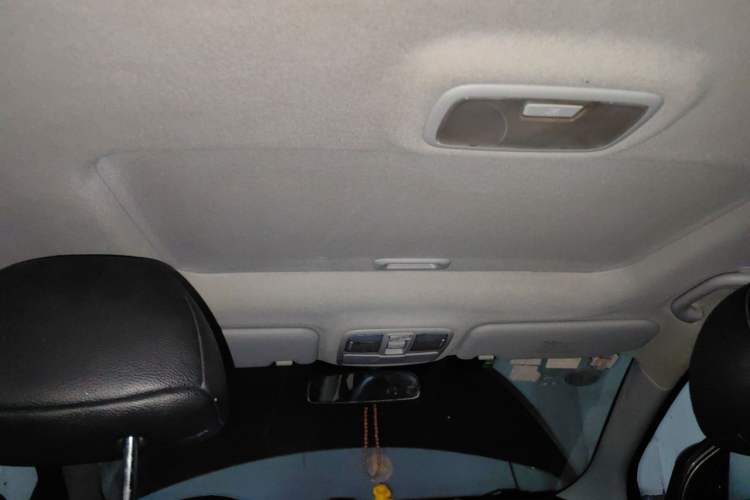 Used Hyundai ix35 2012 2.0L Automatic Two-Wheel Drive Elite Edition GLS Headliner