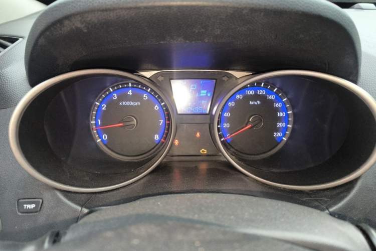 Used Hyundai ix35 2012 2.0L Automatic Two-Wheel Drive Elite Edition GLS Instrument Cluster