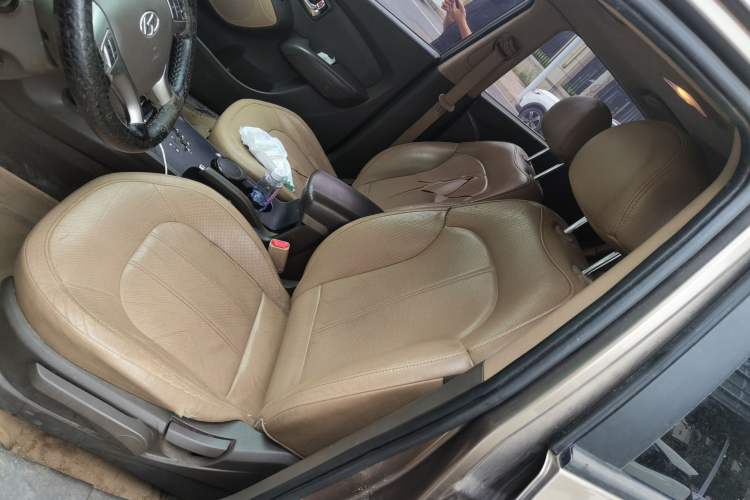 Used Hyundai ix35 2012 2.0L Automatic Two-Wheel Drive Elite Edition GLS Left Front Seat