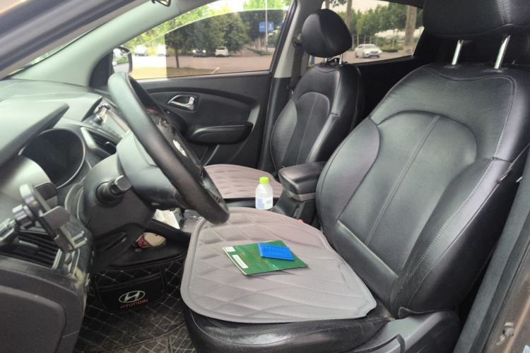 Used Hyundai ix35 2012 2.0L Automatic Two-Wheel Drive Elite Edition GLS Left Front Seat