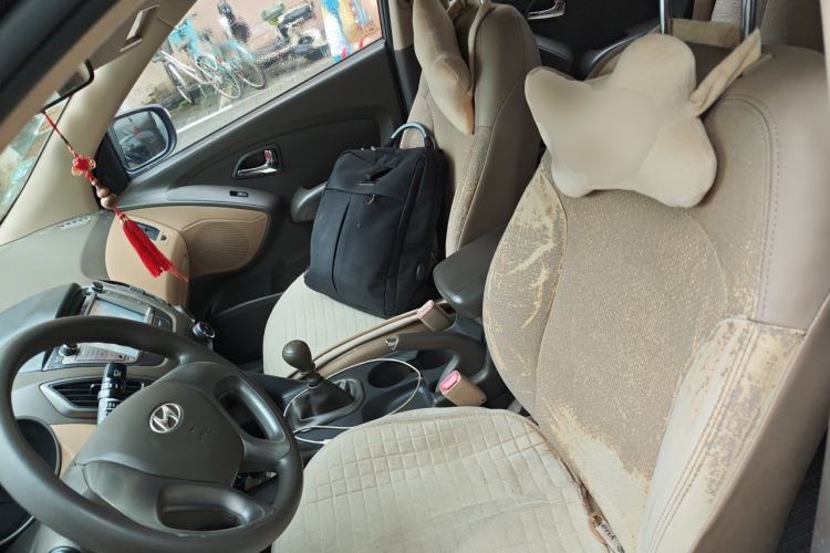 Used Hyundai ix35 2012 2.0L Manual Two-Wheel Drive New Edition GL Left Front Seat