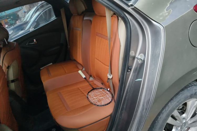 Used Hyundai ix35 2012 2.0L Automatic Two-Wheel Drive New Edition GL Left Rear Seat