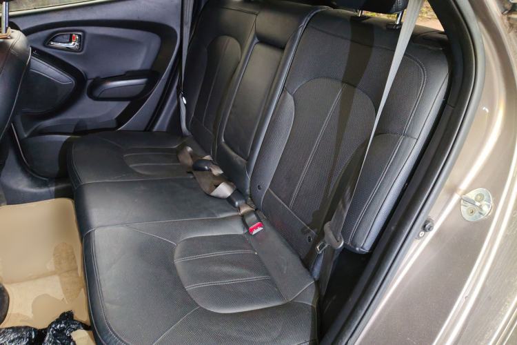 Used Hyundai ix35 2012 2.0L Automatic Two-Wheel Drive Elite Edition GLS Left Rear Seat