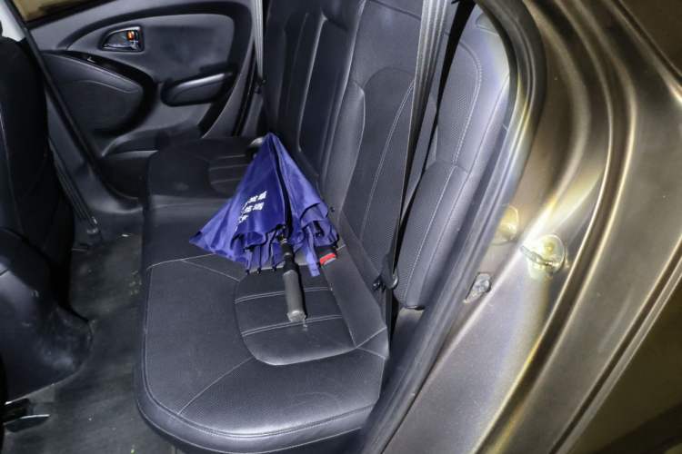 Used Hyundai ix35 2012 2.0L Automatic Two-Wheel Drive Elite Edition GLS Left Rear Seat