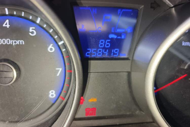 Used Hyundai ix35 2012 2.0L Automatic Two-Wheel Drive Elite Edition GLS Odometer Close Up