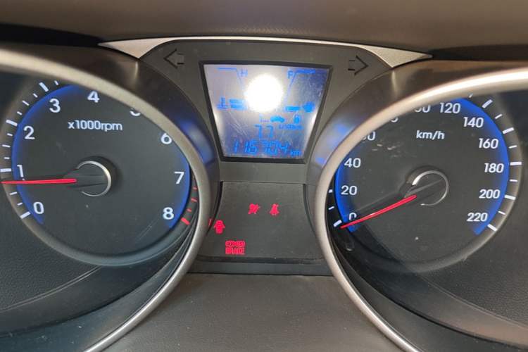 Used Hyundai ix35 2012 2.0L Automatic Two-Wheel Drive Elite Edition GLS Odometer Close Up