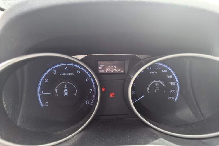 Used Hyundai ix35 2012 2.4L Automatic 4x4 Navigation Edition GLS Odometer Close Up