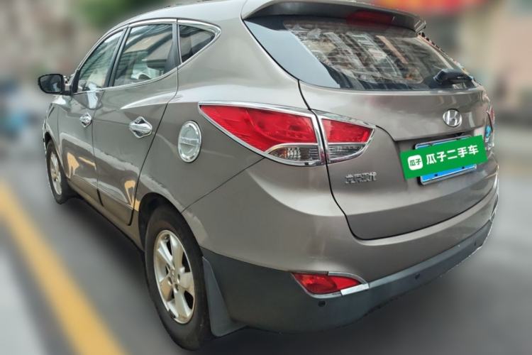 Used Hyundai ix35 2012 2.0L Manual Two-Wheel Drive New Edition GL Rear Left 45 Deg