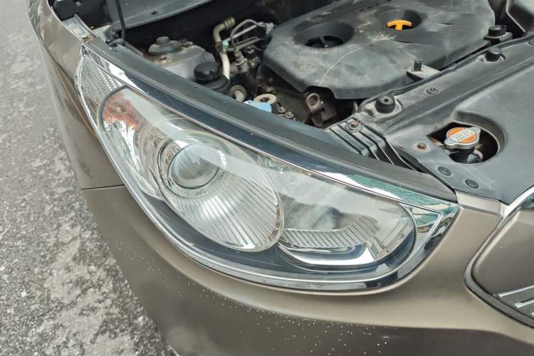Used Hyundai ix35 2012 2.0L Manual Two-Wheel Drive New Edition GL Right Front Headlight