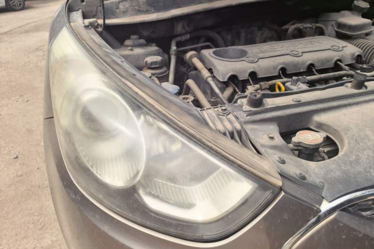 Used Hyundai ix35 2012 2.4L Automatic 4x4 Navigation Edition GLS Right Front Headlight
