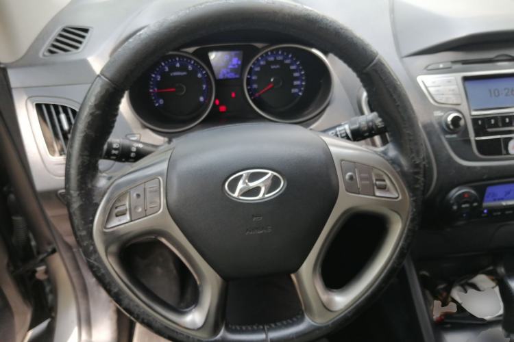 Used Hyundai ix35 2012 2.0L Automatic Two-Wheel Drive Elite Edition GLS Steering Wheel