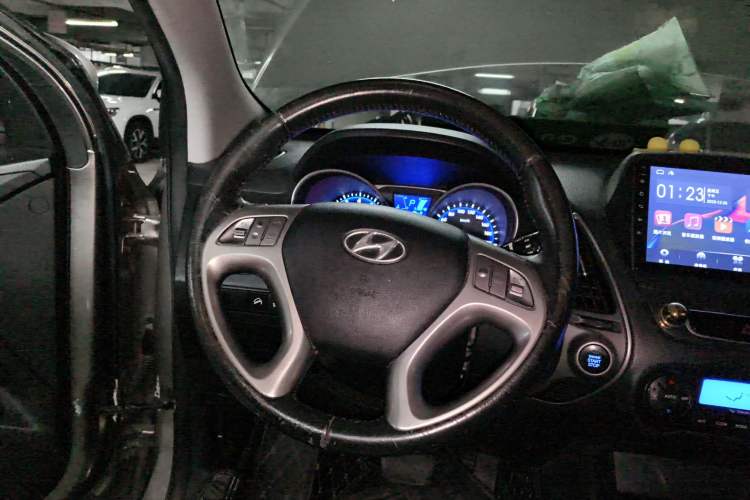 Used Hyundai ix35 2012 2.0L Automatic Two-Wheel Drive Elite Edition GLS Steering Wheel