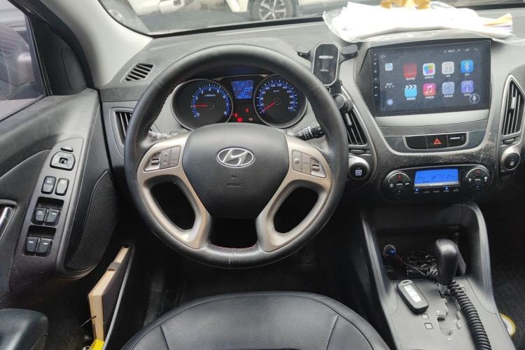 Used Hyundai ix35 2012 2.0L Automatic Two-Wheel Drive Elite Edition GLS Steering Wheel