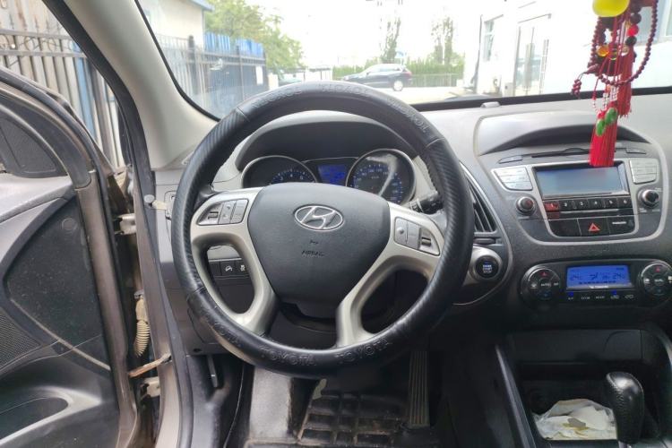 Used Hyundai ix35 2012 2.0L Automatic Two-Wheel Drive Elite Edition GLS Steering Wheel