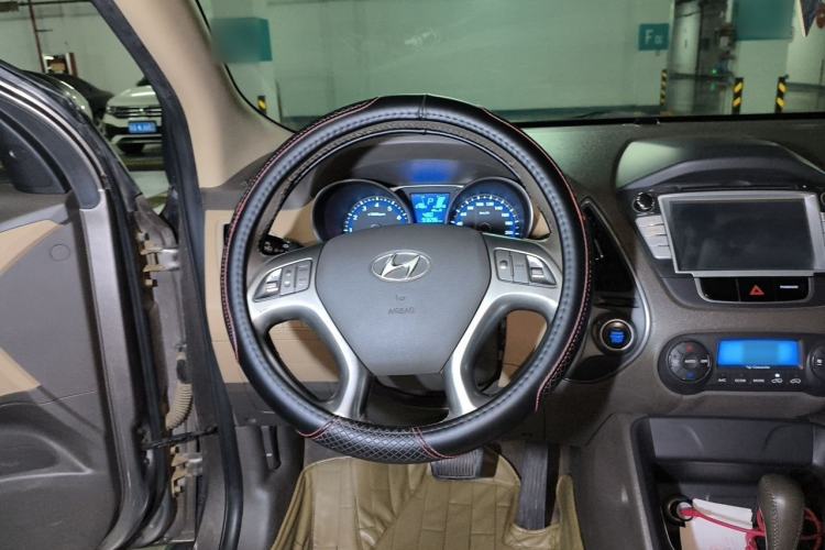Used Hyundai ix35 2012 2.0L Automatic Two-Wheel Drive Elite Edition GLS Steering Wheel