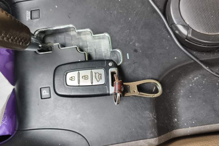 Used Hyundai ix35 2012 2.4L Automatic 4x4 Navigation Edition GLS Vehicle Key