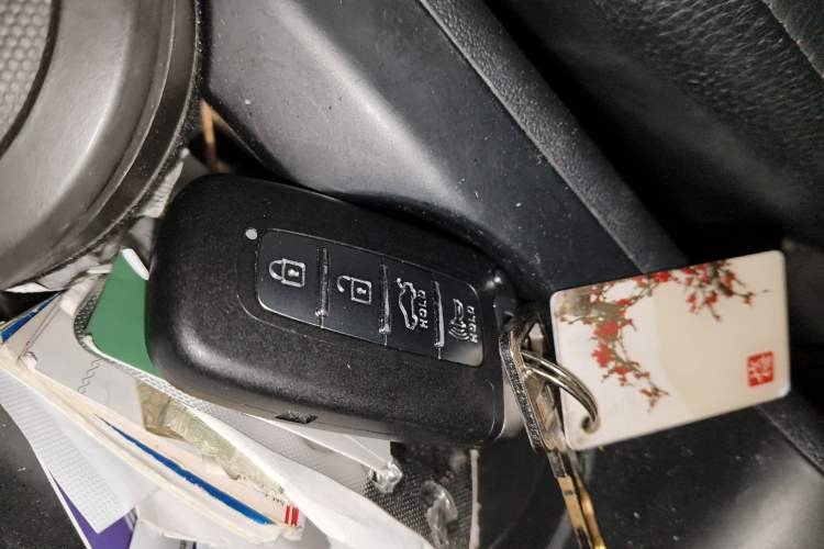 Used Hyundai ix35 2012 2.0L Automatic Two-Wheel Drive Elite Edition GLS Vehicle Key