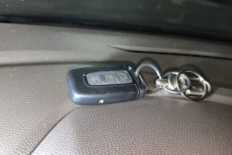 Used Hyundai ix35 2012 2.0L Automatic Two-Wheel Drive Elite Edition GLS Vehicle Key
