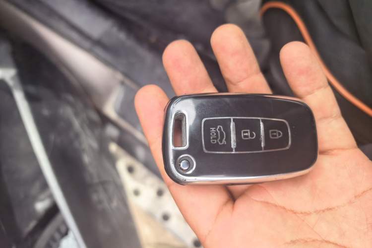 Used Hyundai ix35 2012 2.4L Automatic 4x4 Navigation Edition GLS Vehicle Key