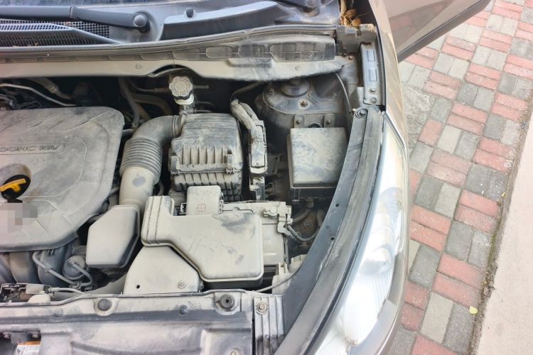 Used Hyundai ix35 2012 2.0L Automatic Two-Wheel Drive Elite Edition GLS Engine Bay Left