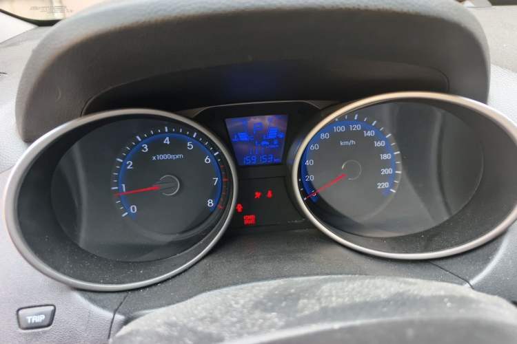 Used Hyundai ix35 2012 2.0L Automatic Two-Wheel Drive Elite Edition GLS Instrument Cluster