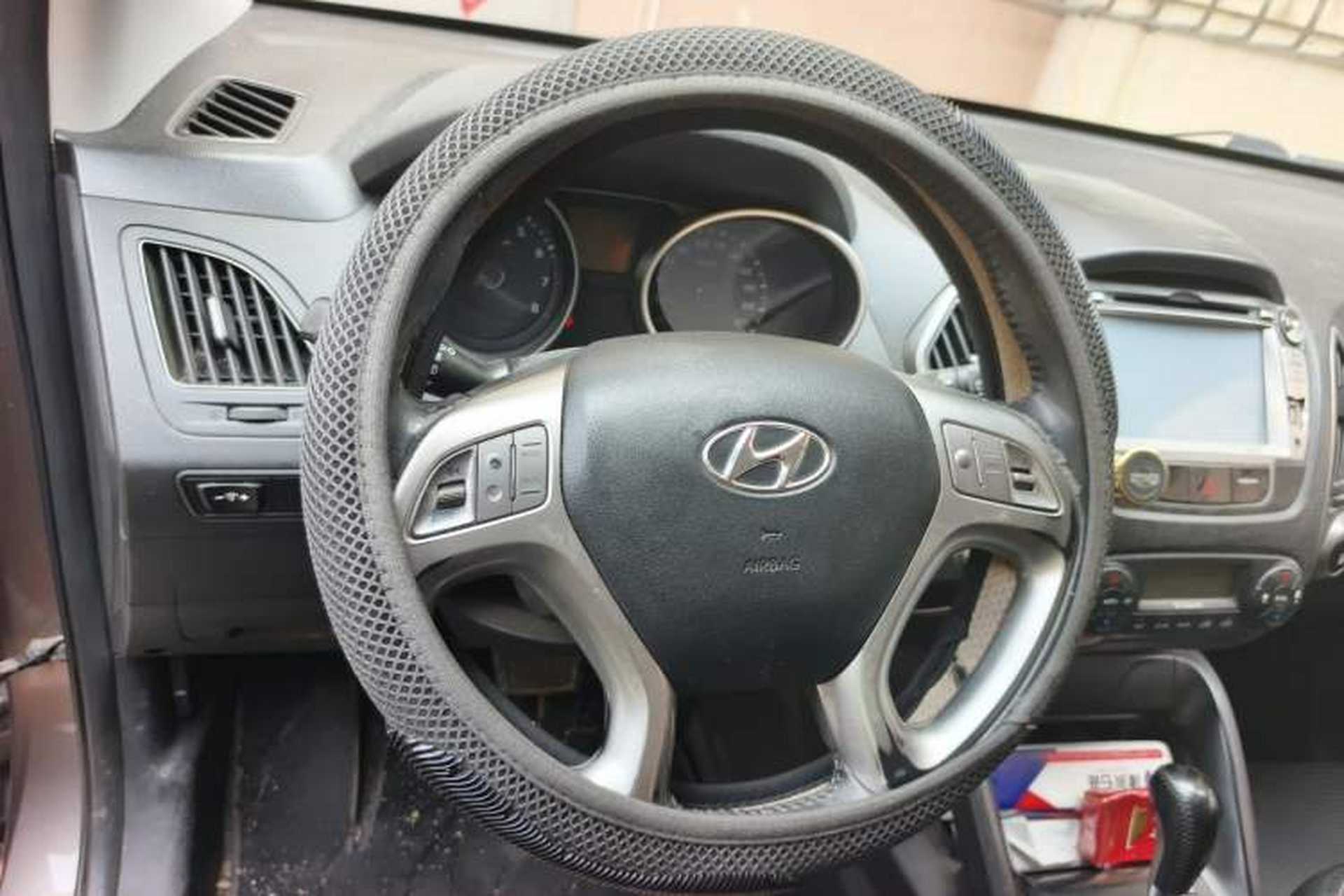 Used Hyundai ix35 2012 2.0L Automatic Two-Wheel Drive Elite Edition GLS Steering Wheel