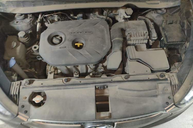 Used Hyundai ix35 2012 2.0L Automatic Two-Wheel Drive Elite Edition GLS Engine Bay
