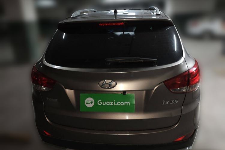Used Hyundai ix35 2012 2.0L Manual Two-Wheel Drive New Edition GL Exterior 4