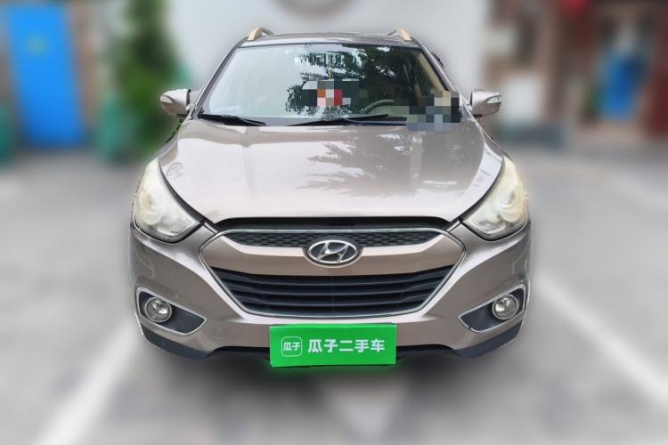 Used Hyundai ix35 2012 2.0L Automatic Two-Wheel Drive New Edition GL Front