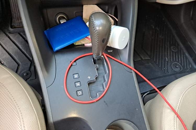 Used Hyundai ix35 2012 2.0L Automatic Two-Wheel Drive Elite Edition GLS Gear Lever