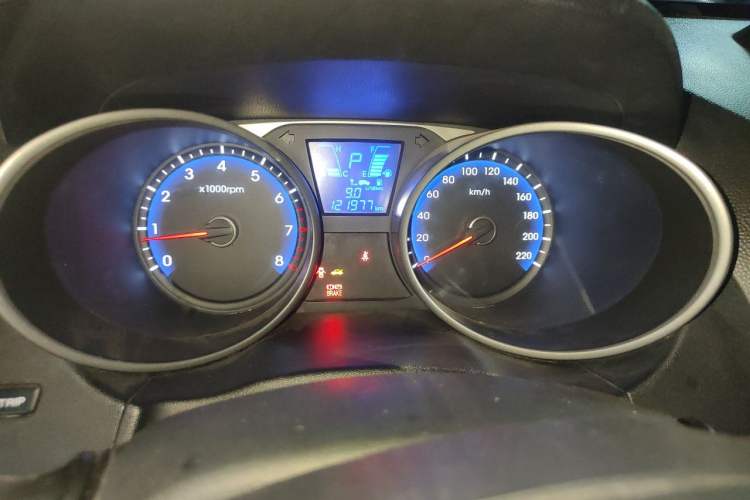 Used Hyundai ix35 2012 2.0L Automatic Two-Wheel Drive Elite Edition GLS Instrument Cluster