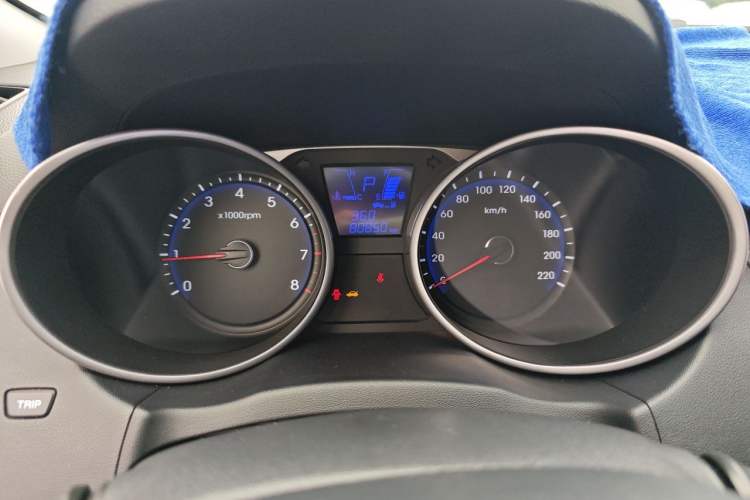 Used Hyundai ix35 2012 2.0L Automatic Two-Wheel Drive Elite Edition GLS Instrument Cluster