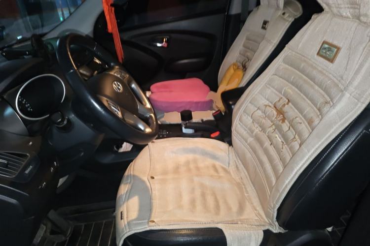 Used Hyundai ix35 2012 2.0L Automatic Two-Wheel Drive Elite Edition GLS Left Front Seat