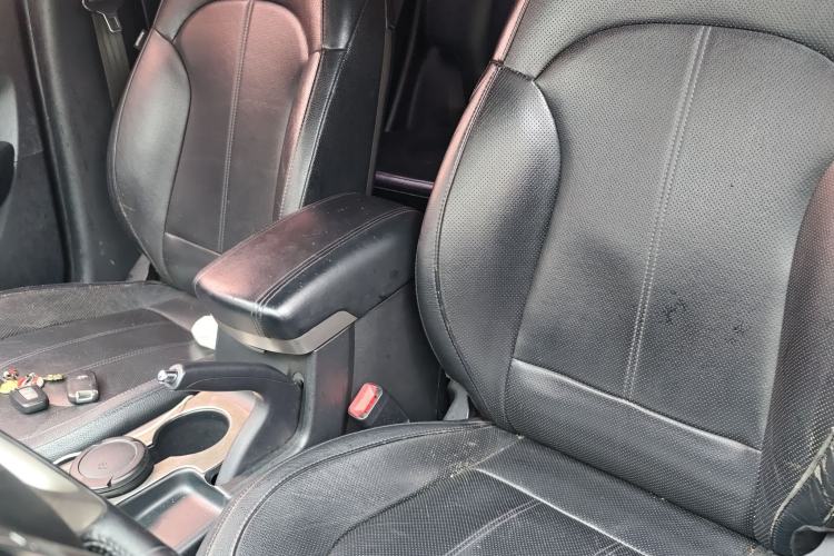 Used Hyundai ix35 2012 2.0L Automatic Two-Wheel Drive Elite Edition GLS Left Front Seat