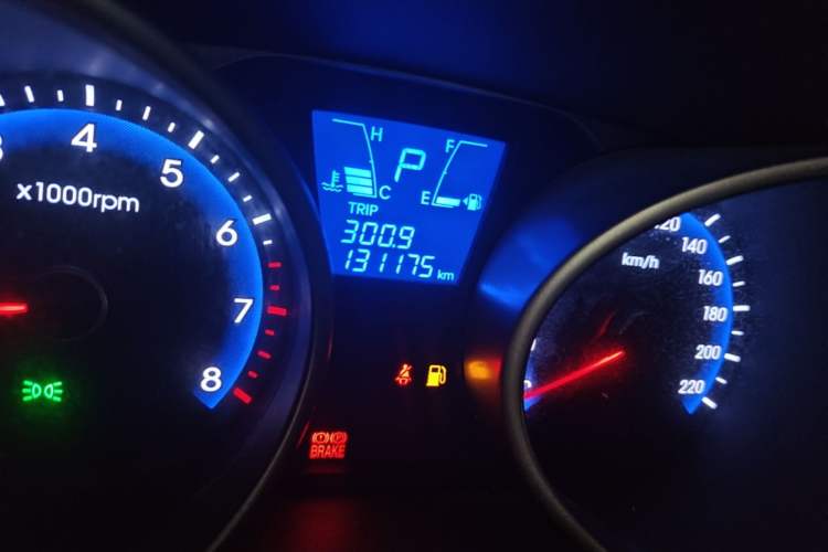 Used Hyundai ix35 2012 2.0L Automatic Two-Wheel Drive Elite Edition GLS Odometer Close Up