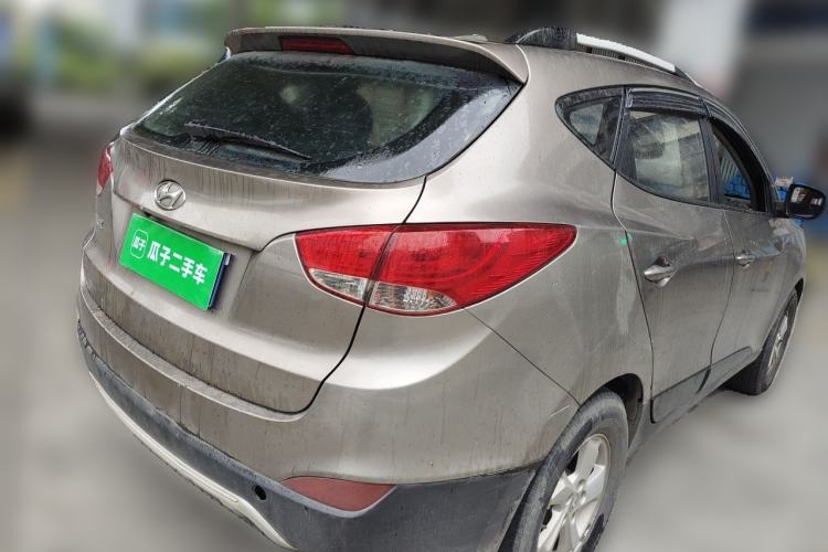 Used Hyundai ix35 2012 2.0L Manual Two-Wheel Drive New Edition GL Rear Right 45 Deg