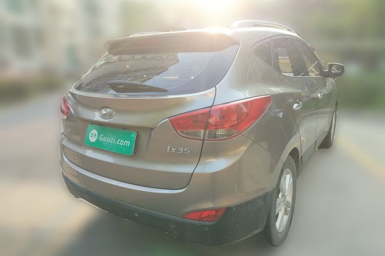 Used Hyundai ix35 2012 2.0L Automatic Two-Wheel Drive Elite Edition GLS Rear Right 45 Deg