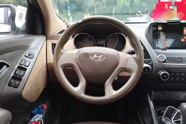 Used Hyundai ix35 2012 2.0L Automatic Two-Wheel Drive New Edition GL Steering Wheel