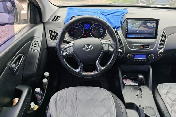 Used Hyundai ix35 2012 2.0L Automatic Two-Wheel Drive Elite Edition GLS Steering Wheel